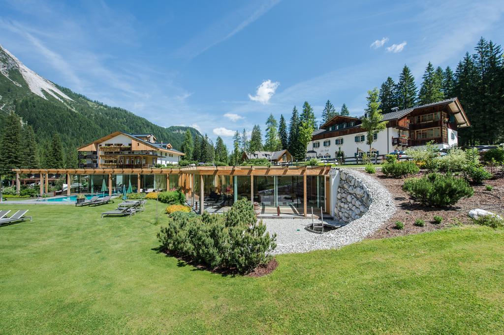 Hotel Dolomitenhof&chalet Alte Post